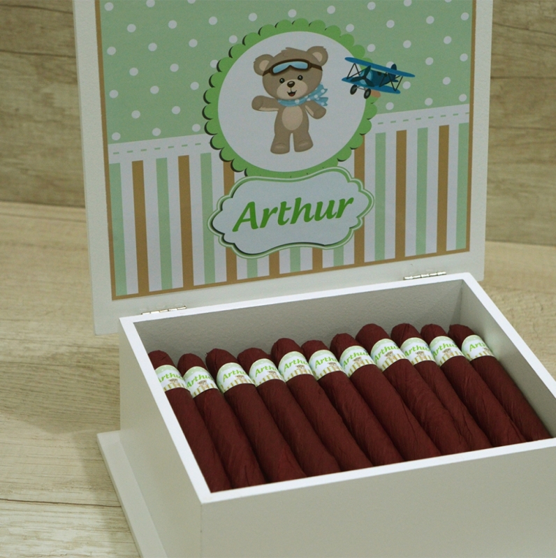 Valor de Charuto de Chocolate Personalizado Aricanduva - Charuto de Chocolate Lembrança Maternidade